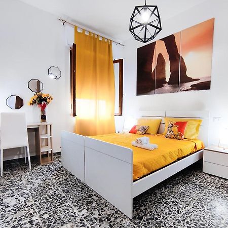 Valverde75 Guesthouse Альгеро Екстер'єр фото