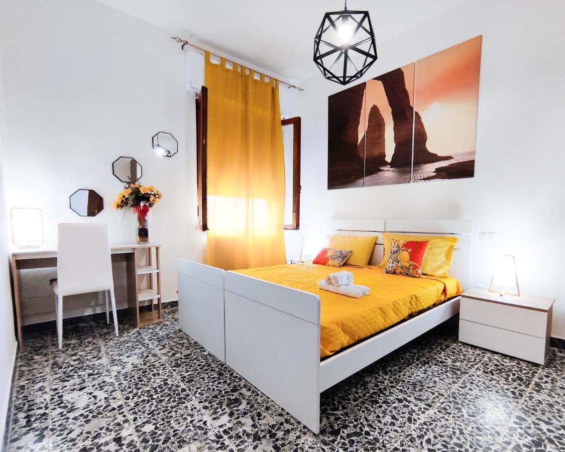 Valverde75 Guesthouse Альгеро Екстер'єр фото
